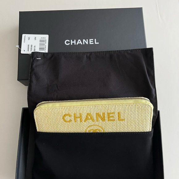 CHANEL Deauville Wallet, Lagerfeld Collection NEW WITH TAGS! Never used - Picture 4 of 9